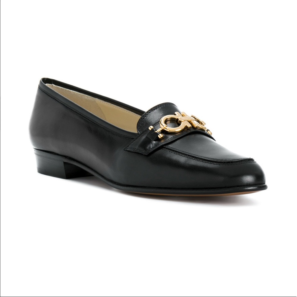 Salvatore Ferragamo Loafers - SZ 8.5 M